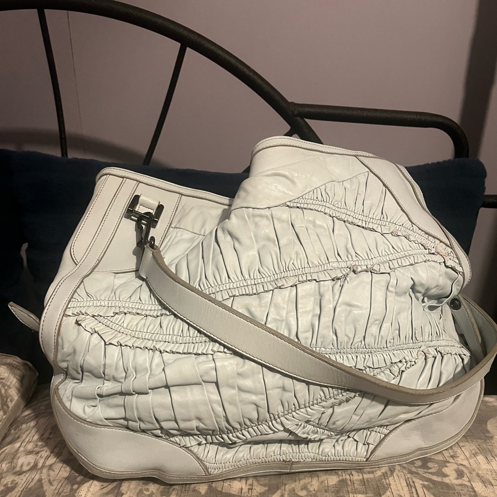 Burberry Ruffle Hobo Bag - Picture 3 of 17